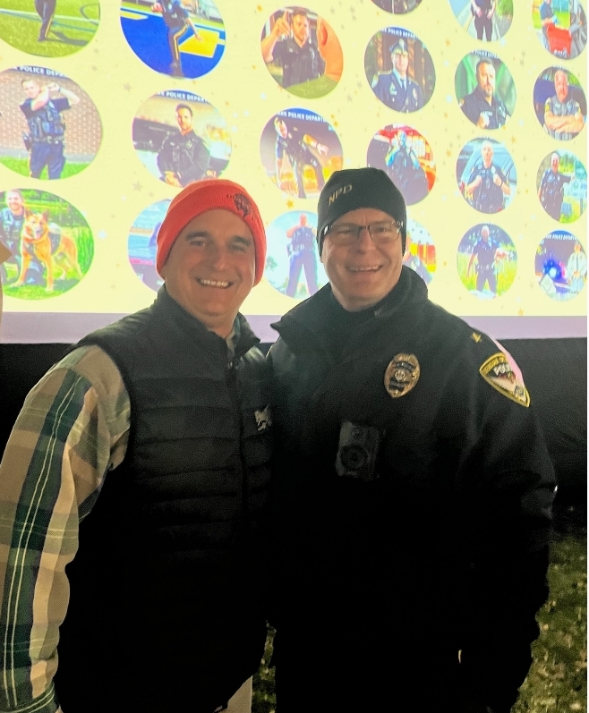 Newark Delaware Police Department Presents With Police